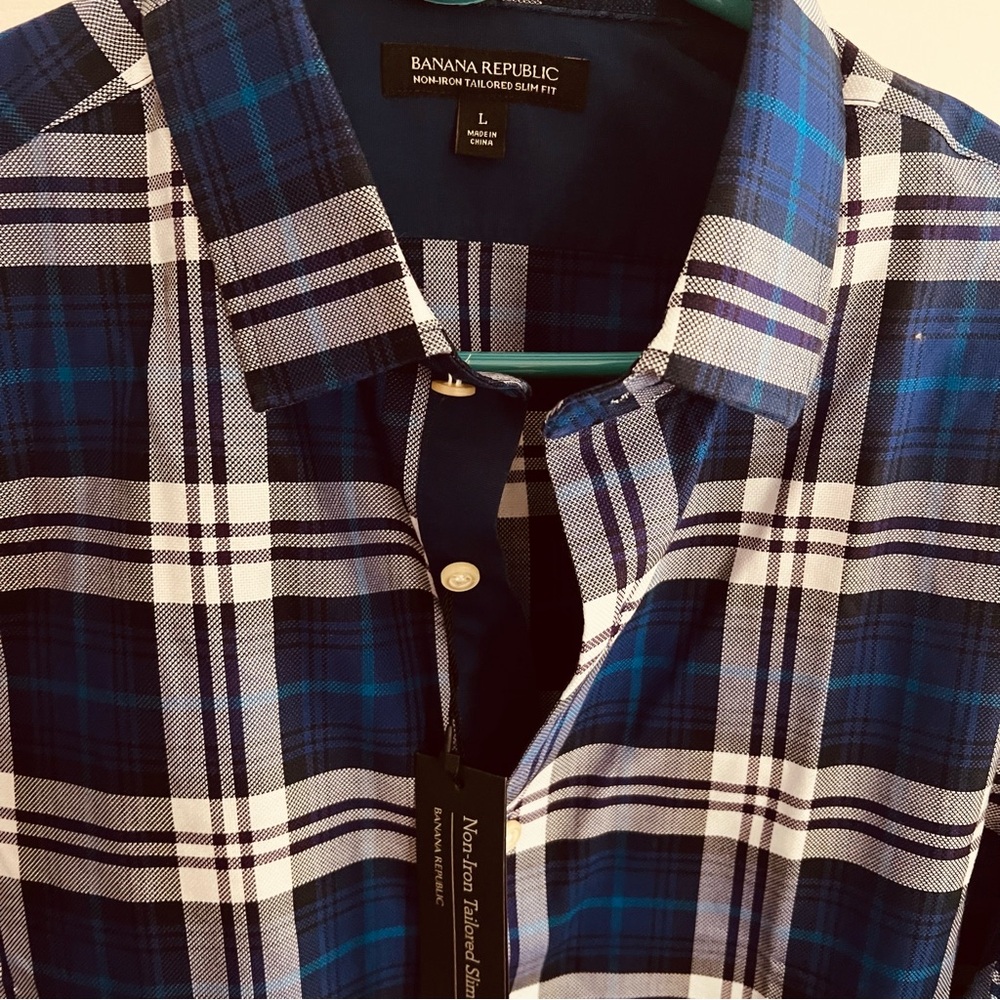 Banana Republic Men's Navy and White Checkered Shirt